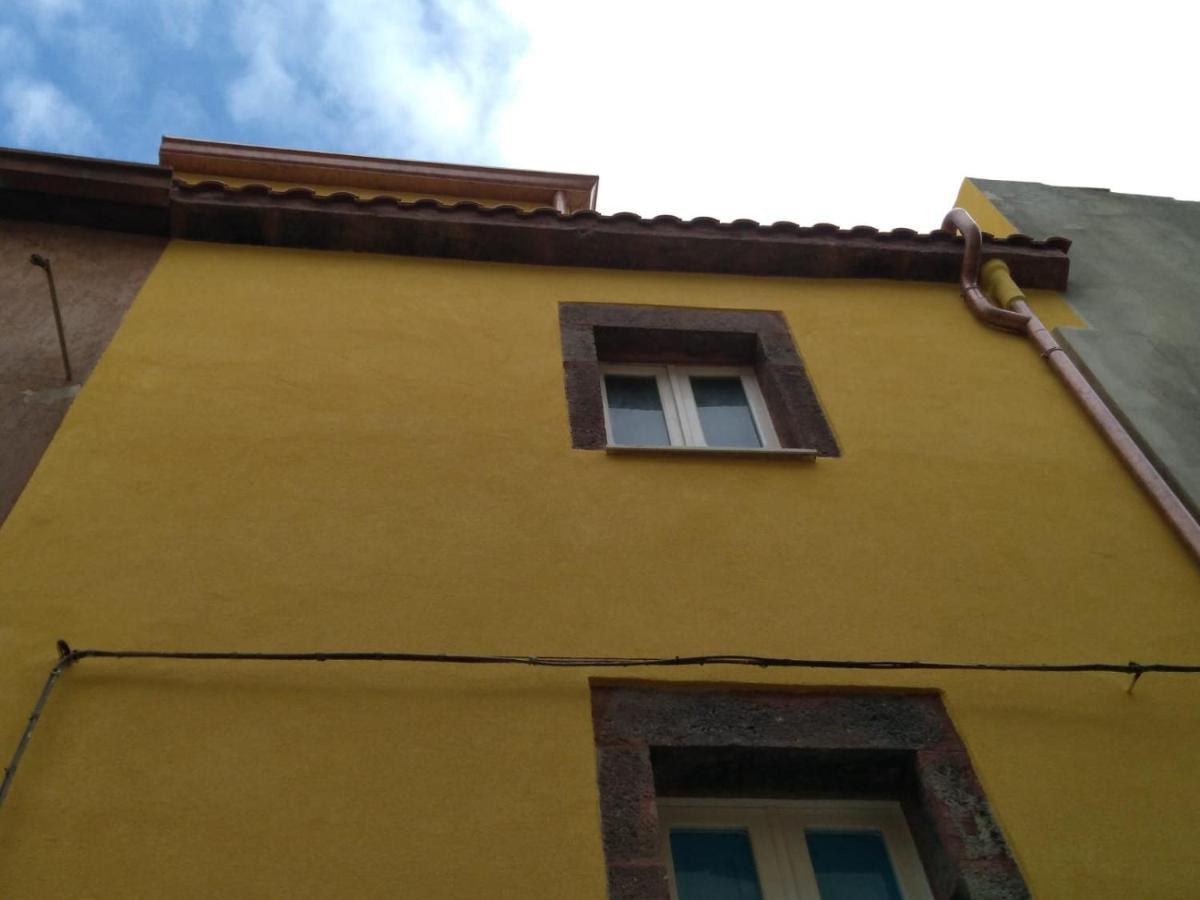 Piccola Casa Di Sardegna Villanova Monteleone Exterior foto