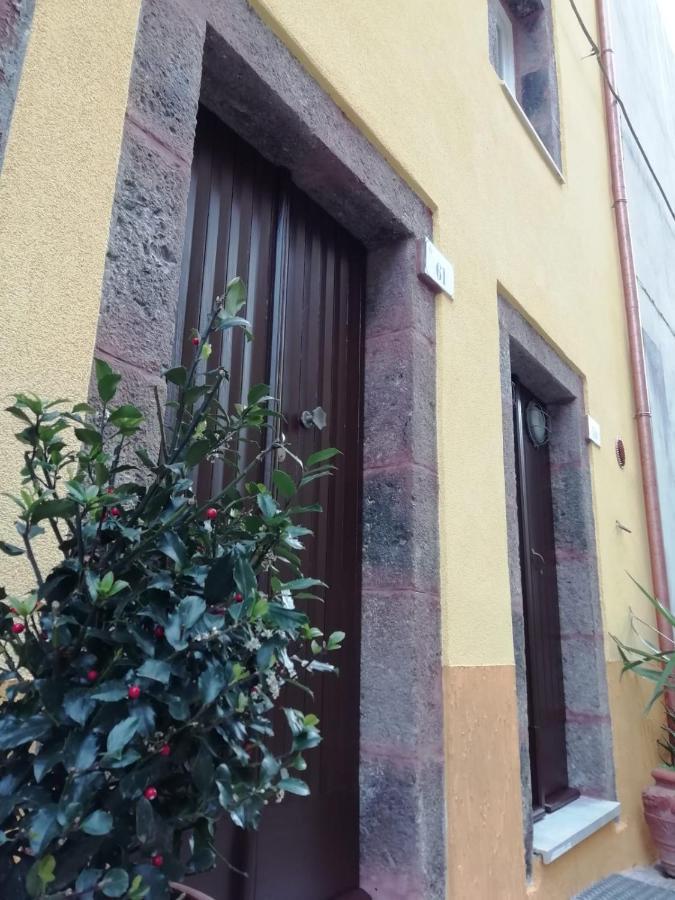 Piccola Casa Di Sardegna Villanova Monteleone Exterior foto